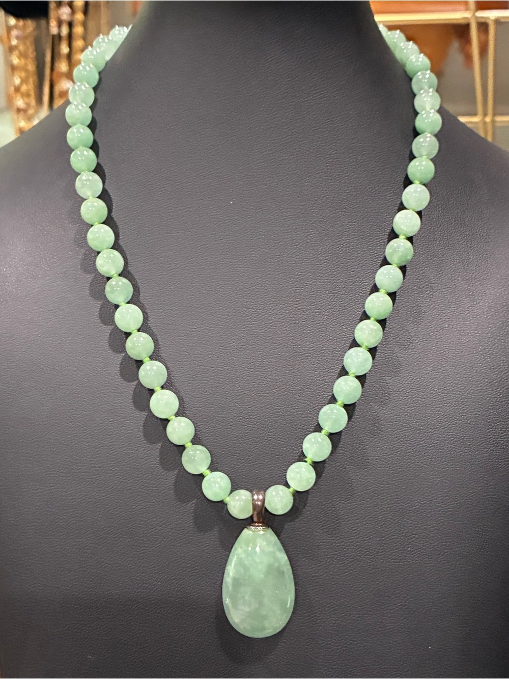 Vintage Franklin Mint Sterling Silver Genuine Jade Pendant Necklace